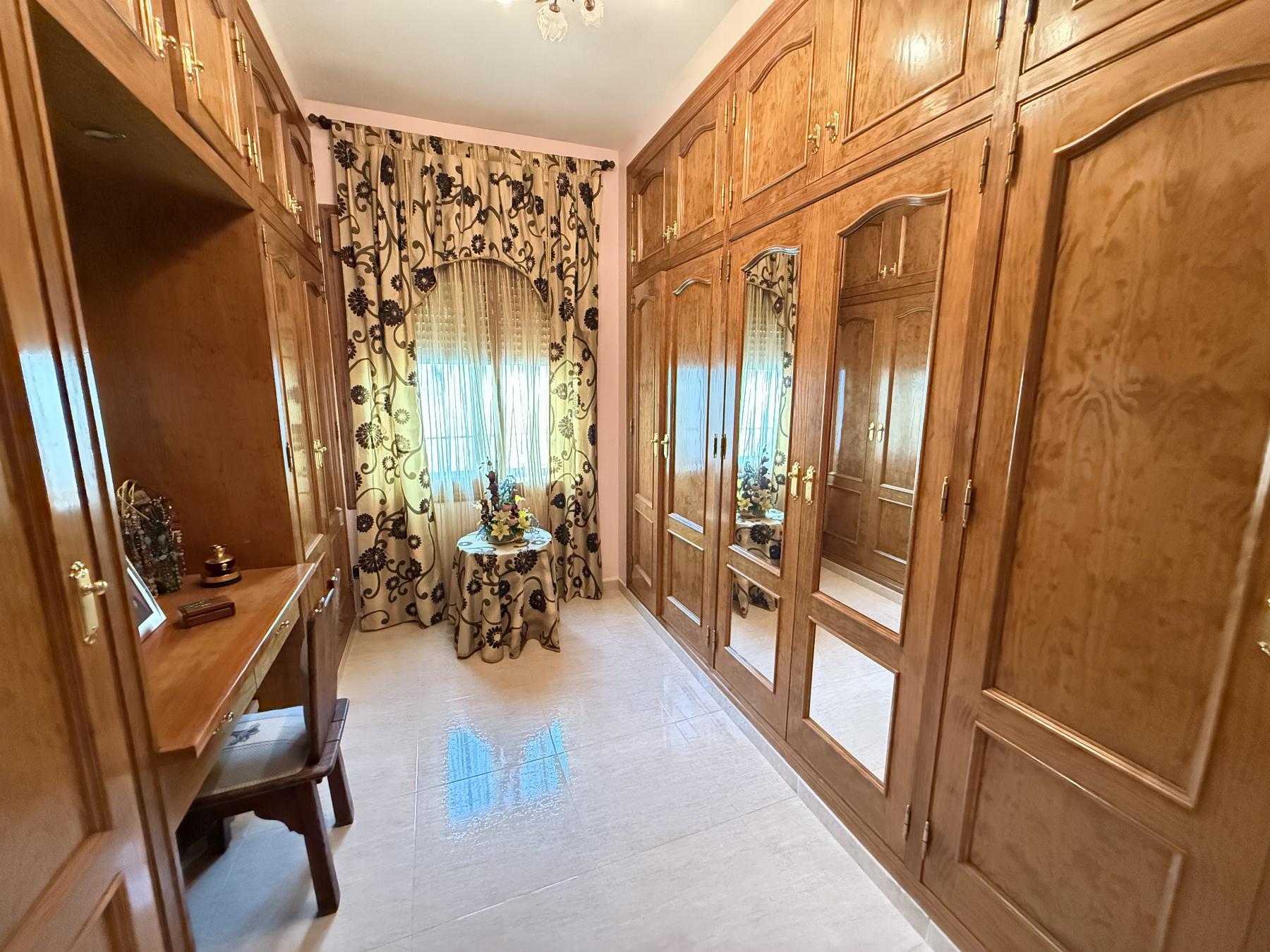 Verkoop van kleine villa in Orihuela Costa