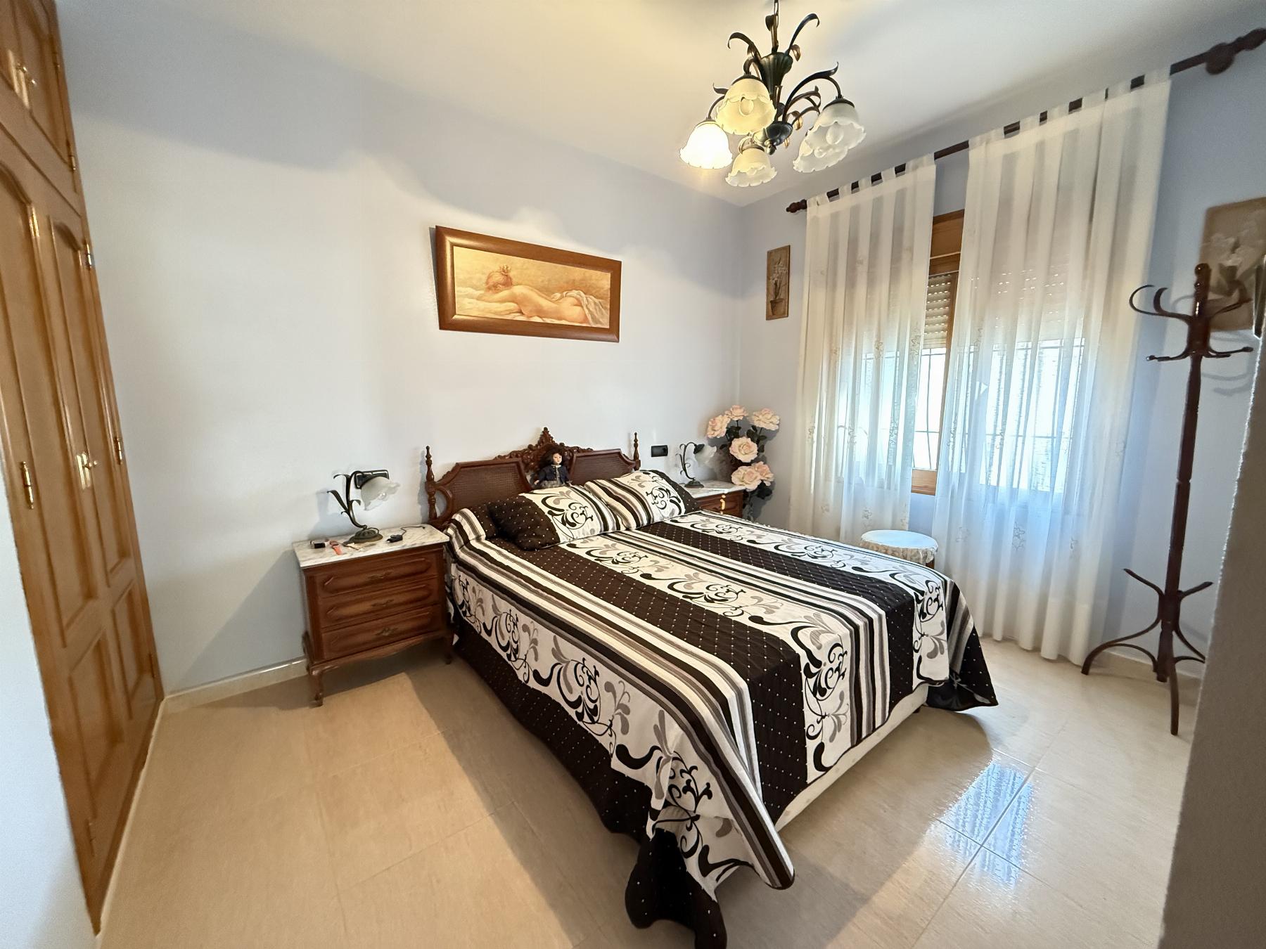 Verkoop van kleine villa in Orihuela Costa