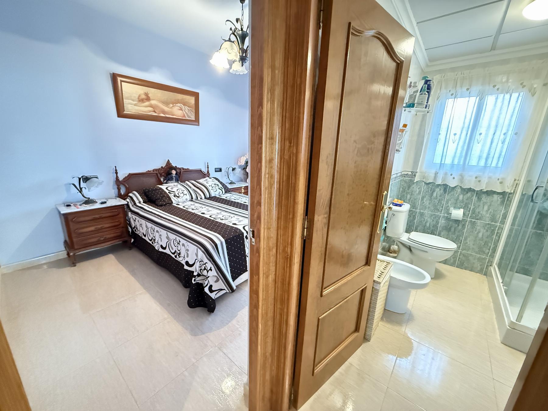 Verkoop van kleine villa in Orihuela Costa