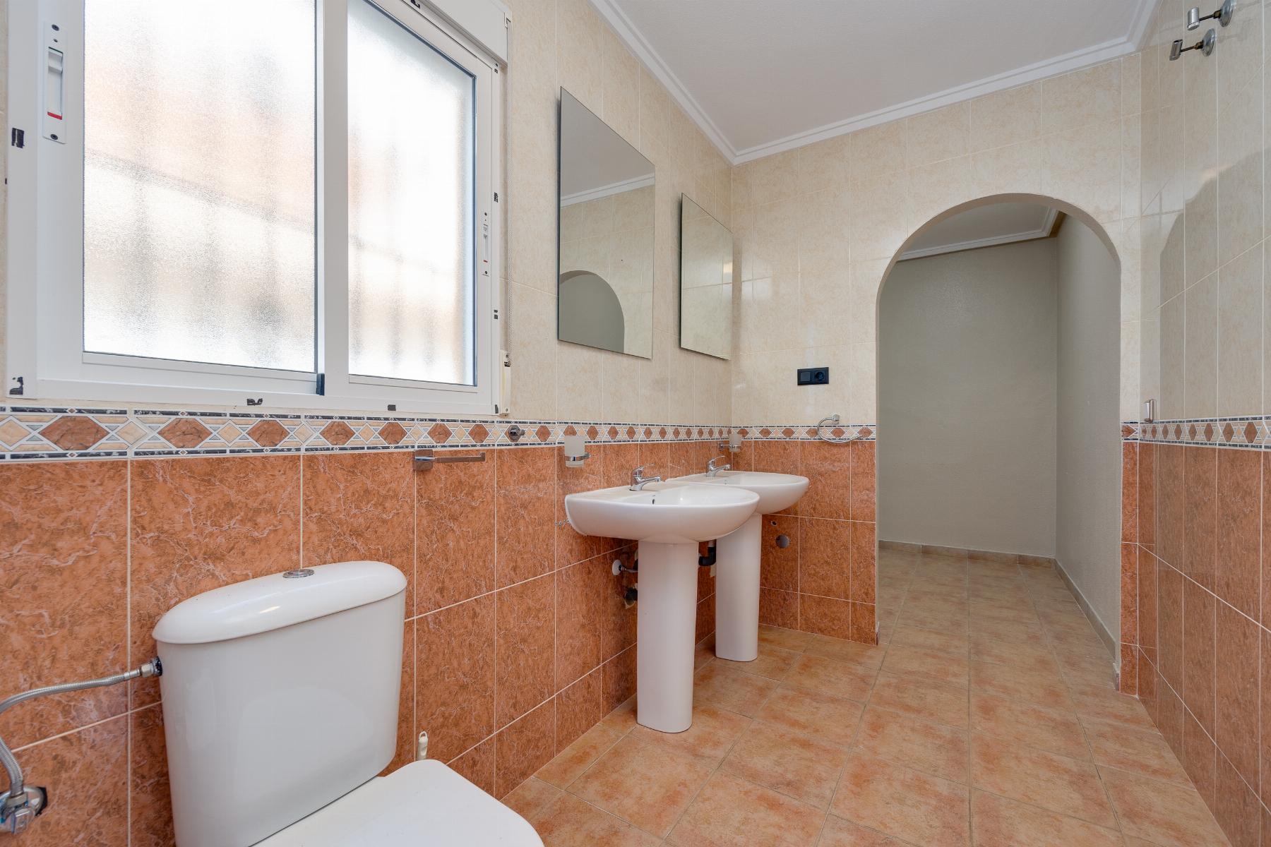 Venta de villa en San Miguel de Salinas