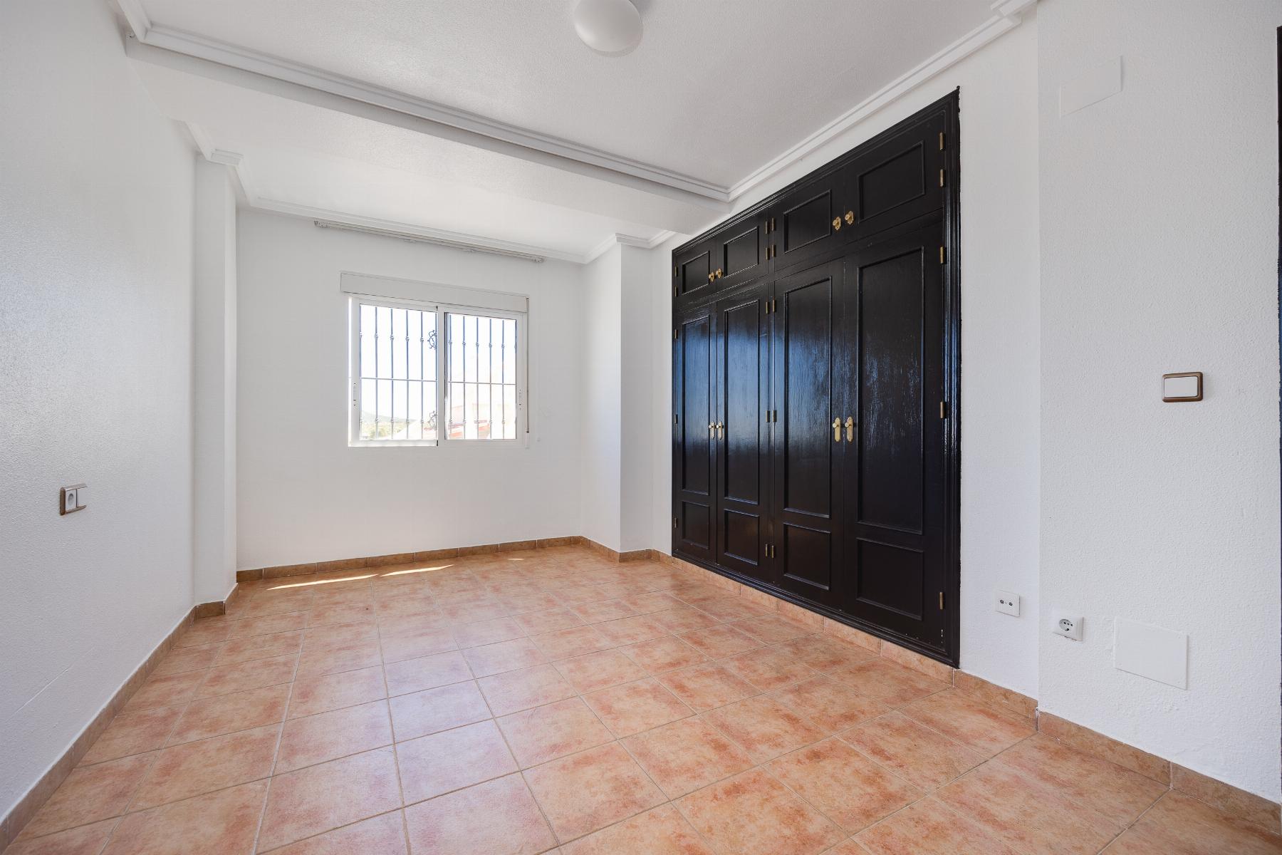 Venta de villa en San Miguel de Salinas