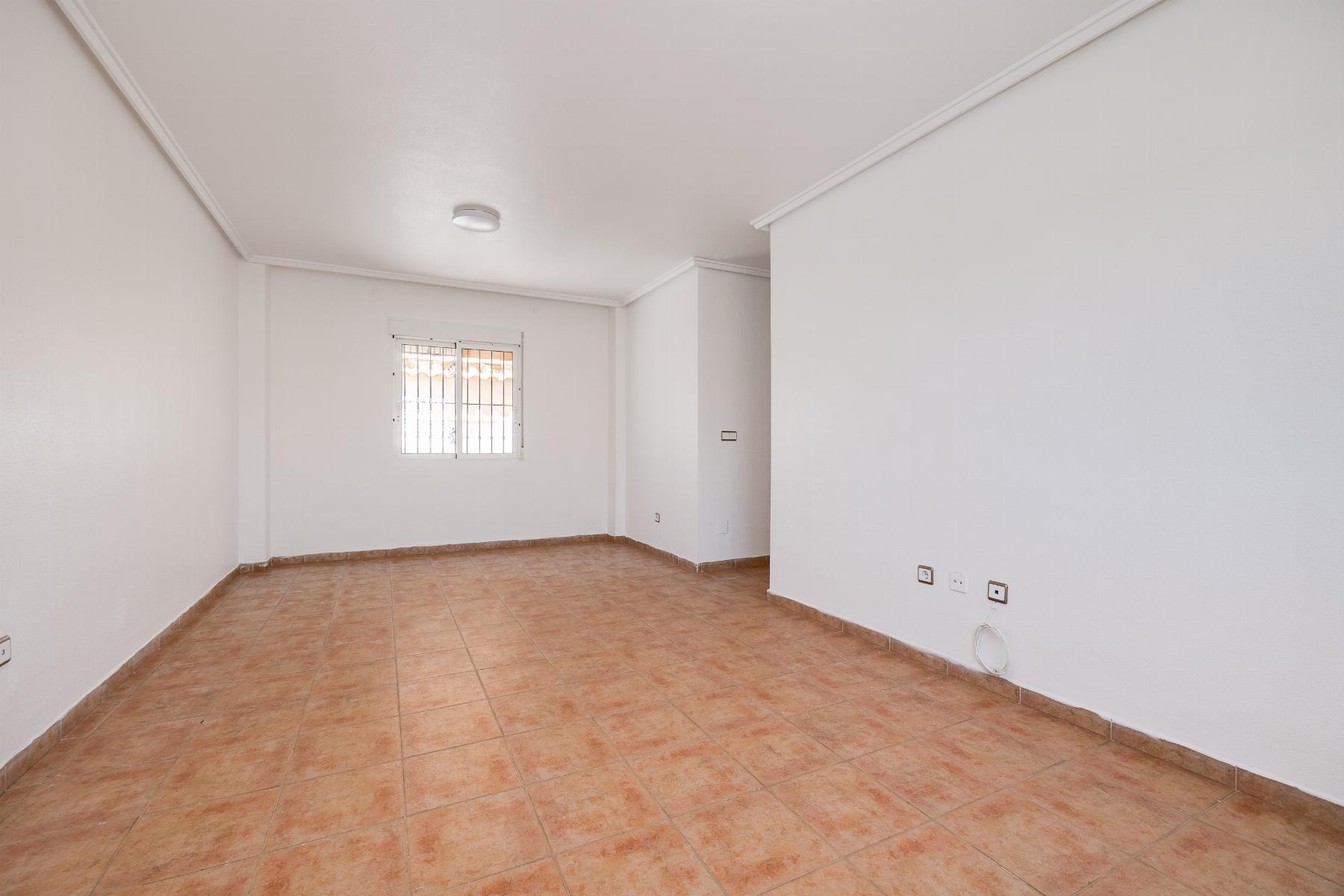 Venta de villa en San Miguel de Salinas