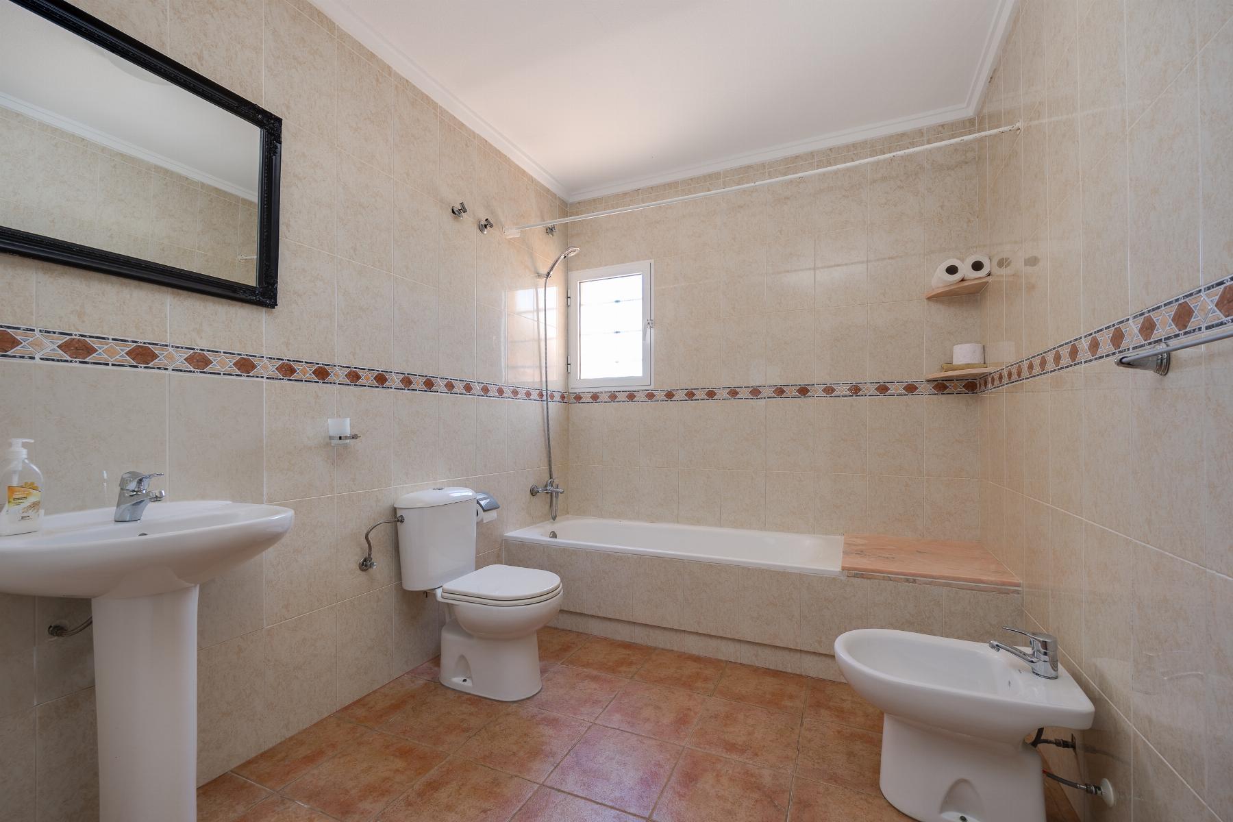 Venta de villa en San Miguel de Salinas