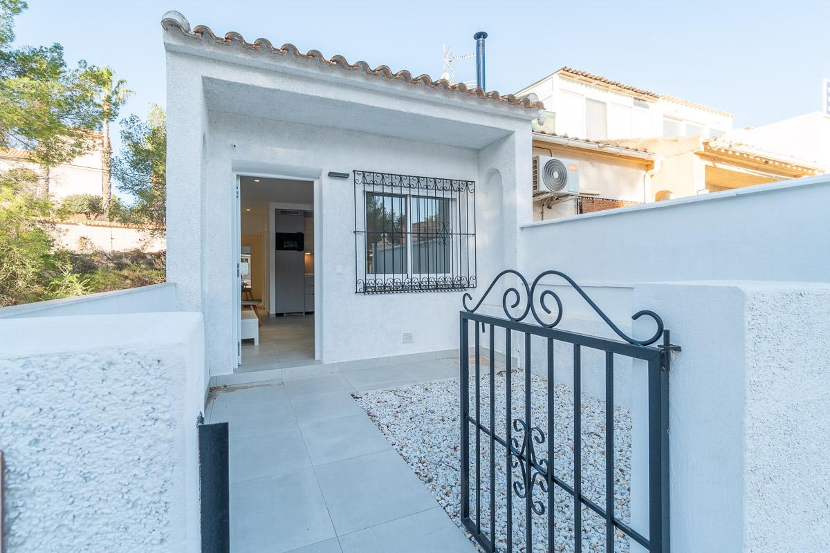 For sale of chalet in Orihuela Costa