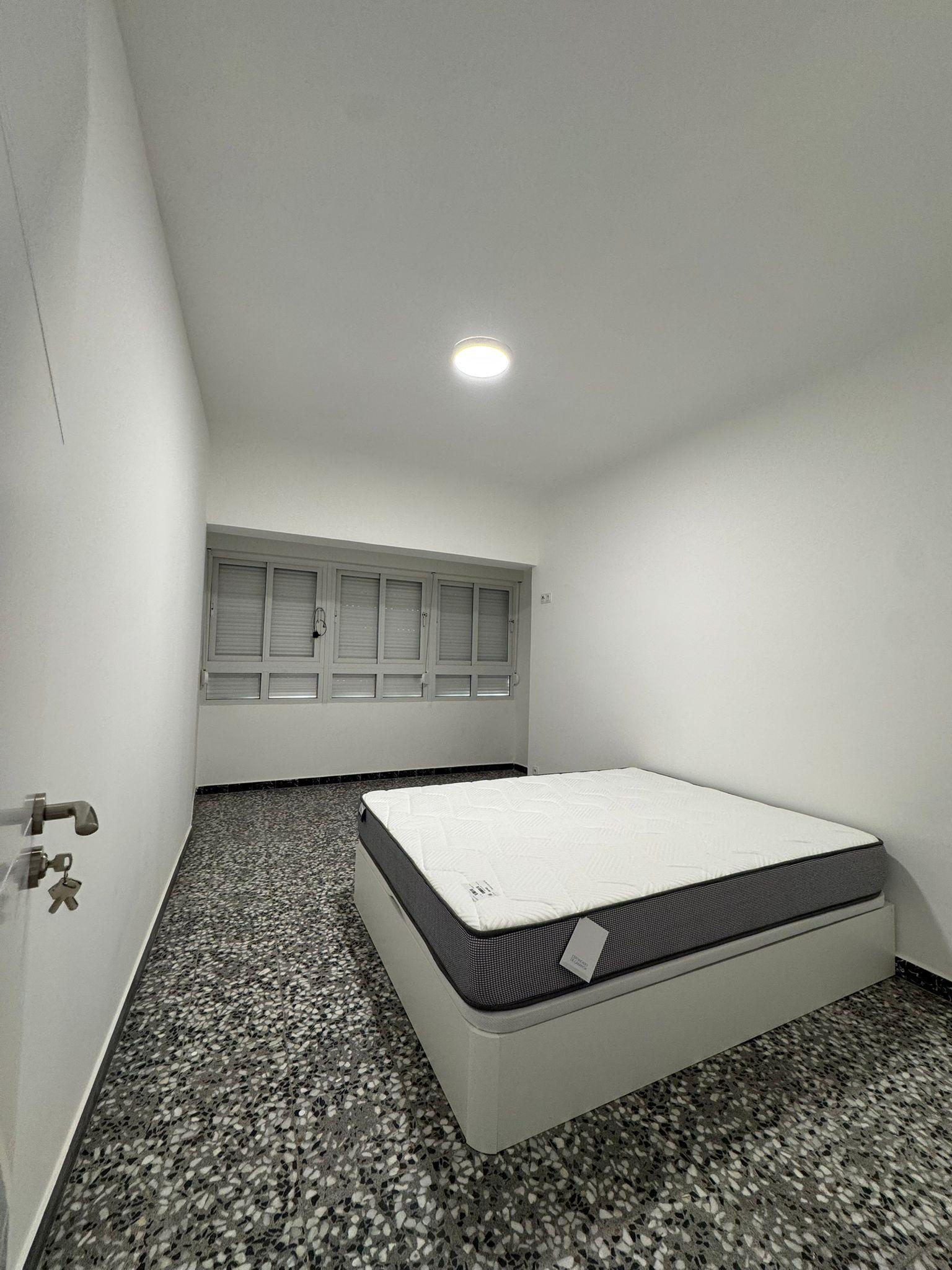 For sale of hotel in Torrevieja