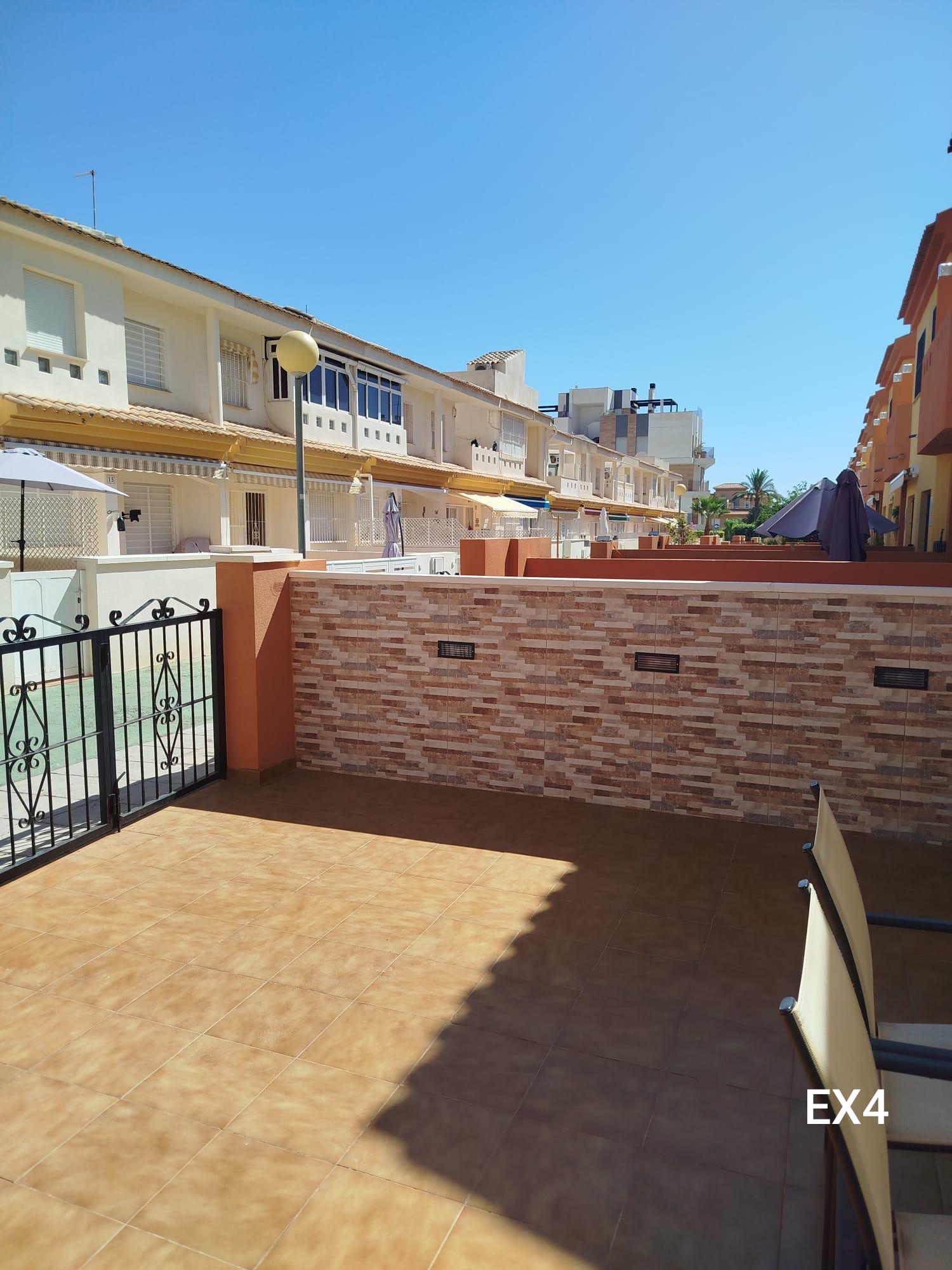 Venta de chalet en Orihuela Costa