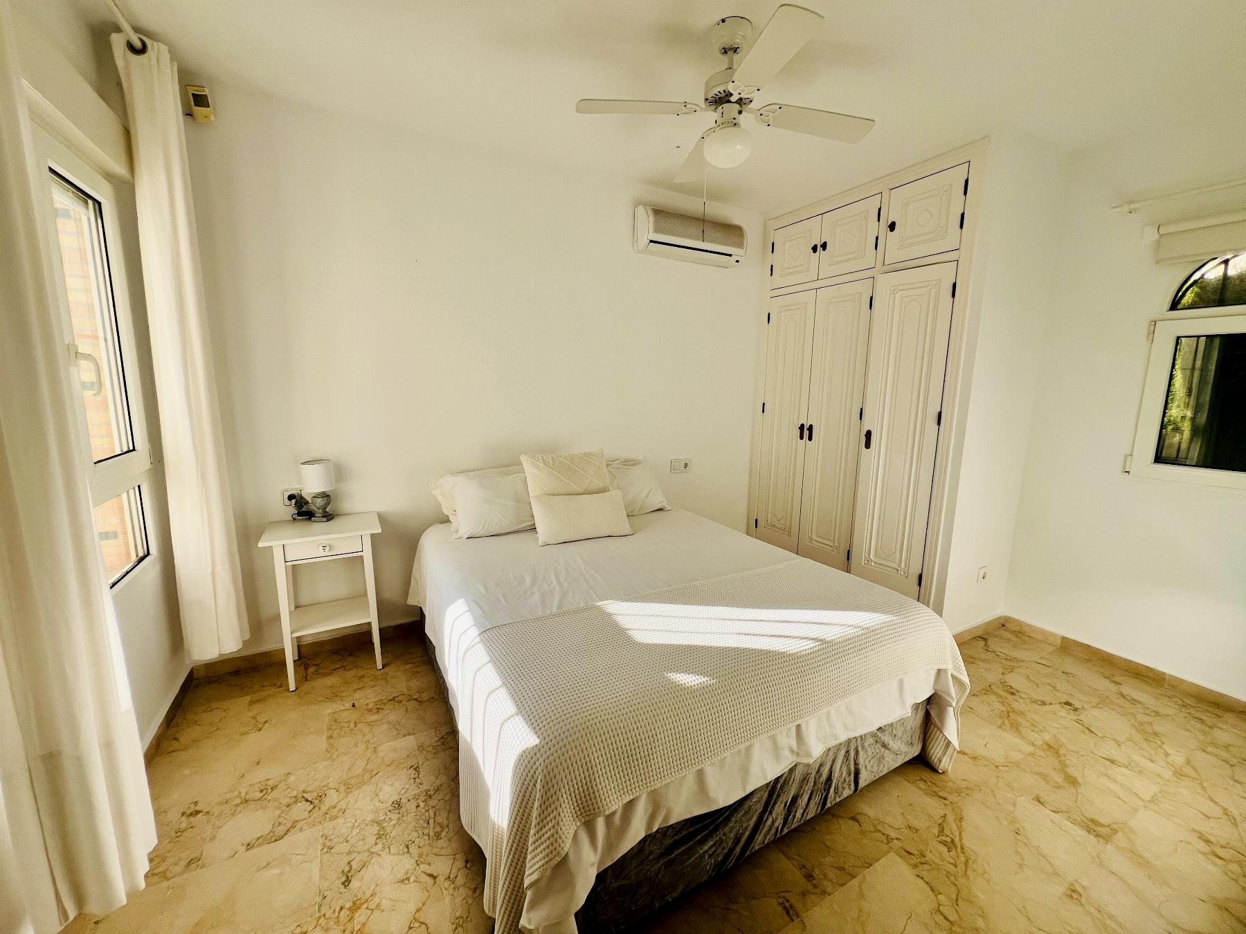 Venta de chalet en Orihuela Costa