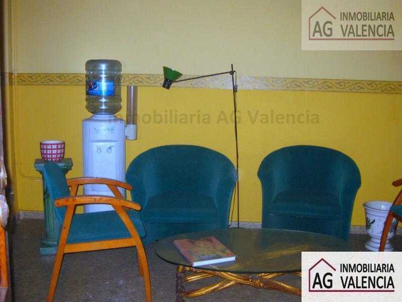 For rent of office in Valencia