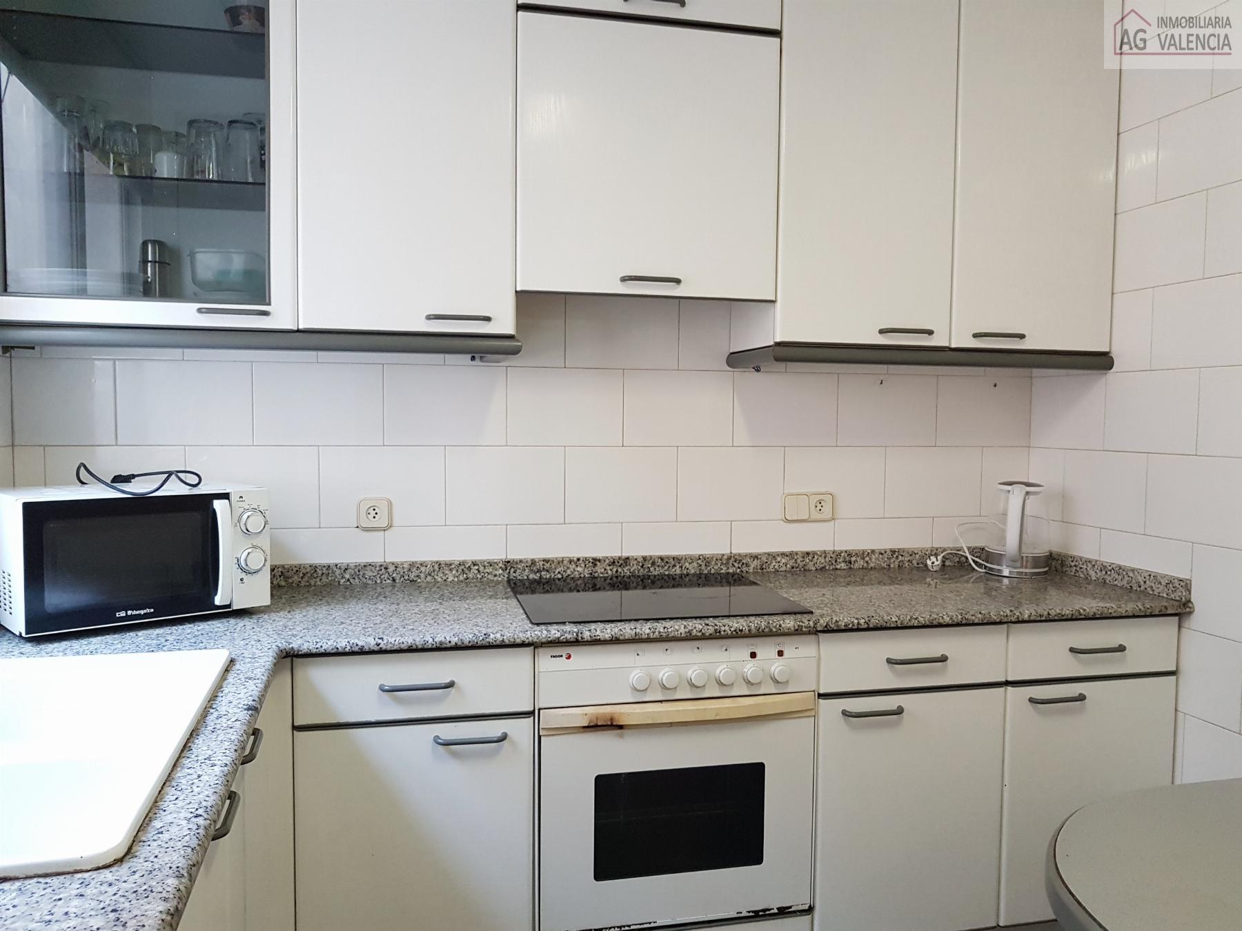 For rent of flat in Valencia
