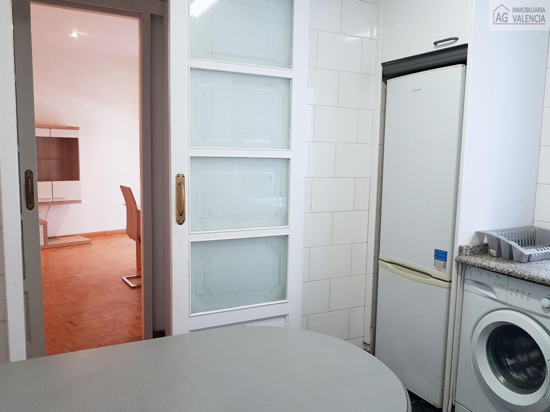 For rent of flat in Valencia