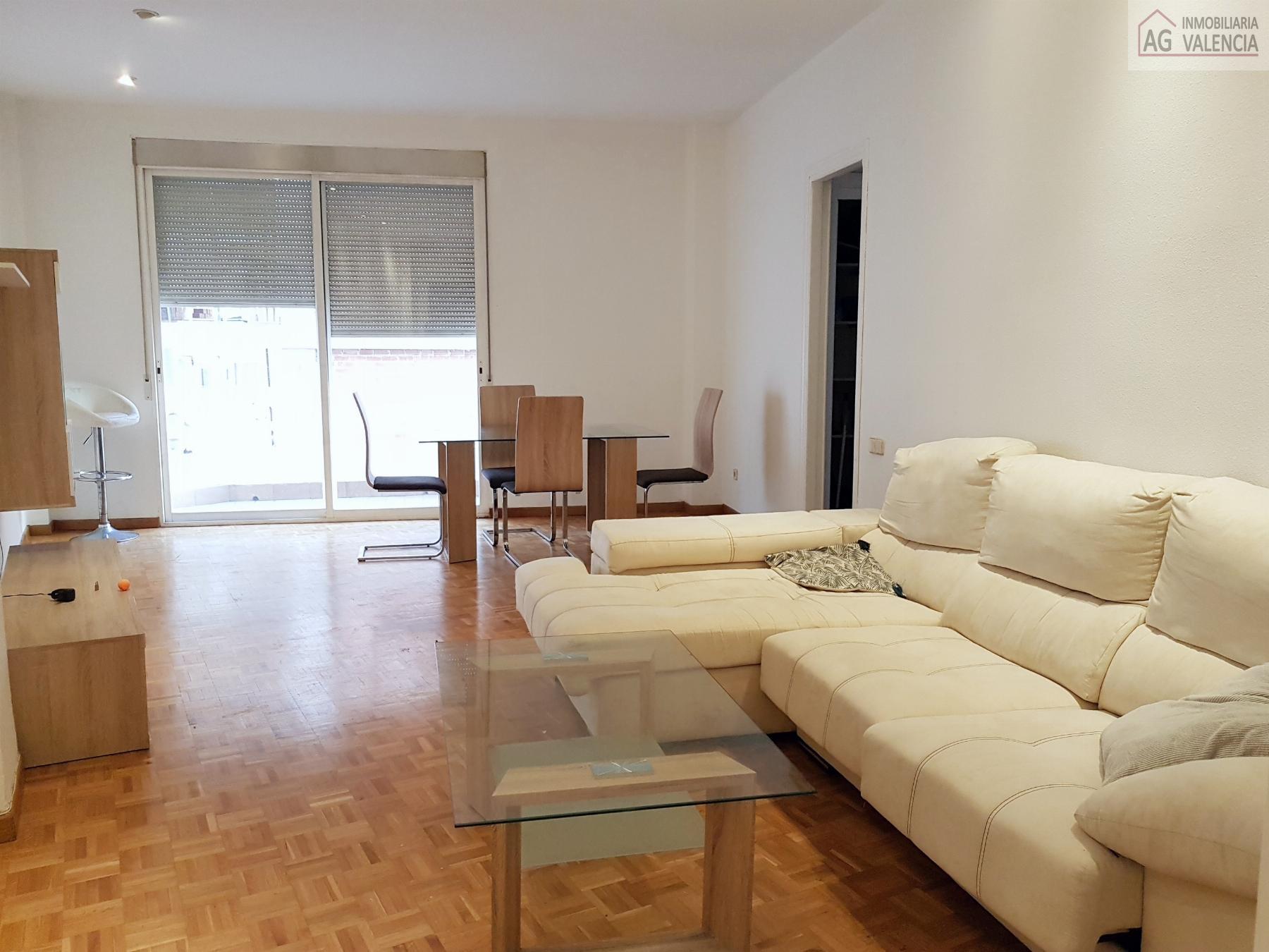 For rent of flat in Valencia