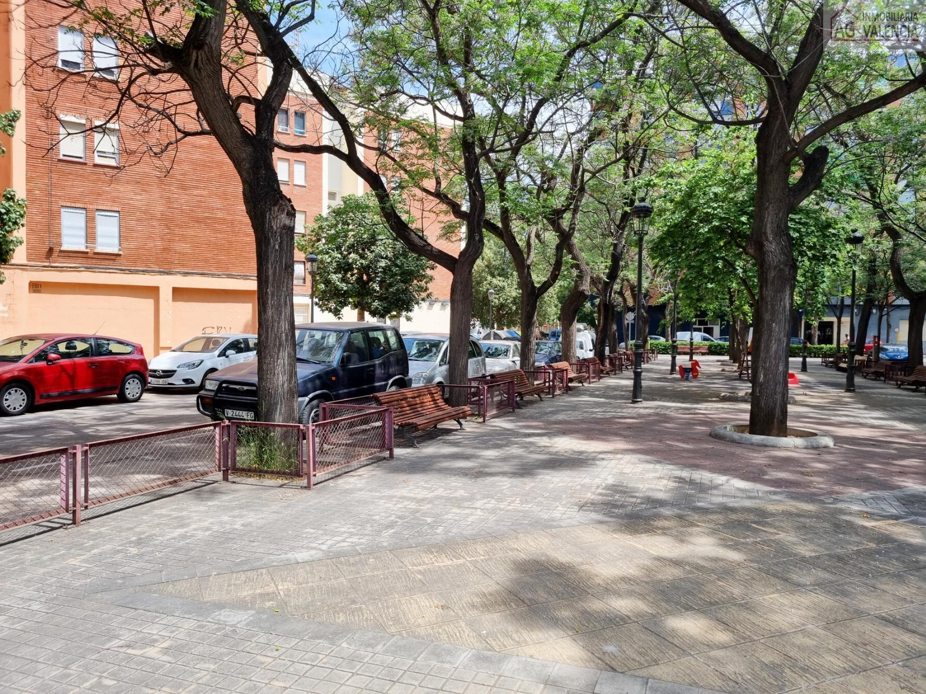 Venta de local comercial en Valencia