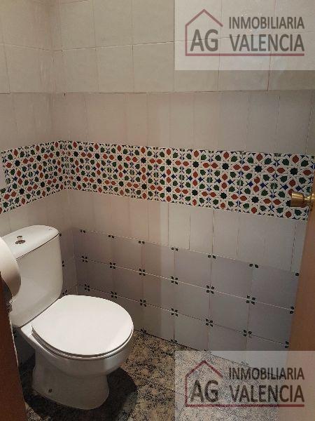 Продажа от

 Коммерческие помещения на Valencia