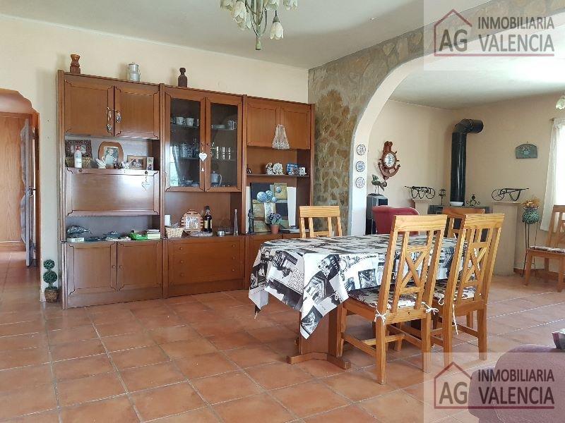 For sale of chalet in Pedralba