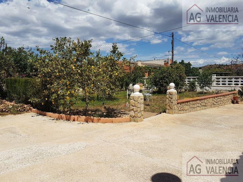 For sale of chalet in Pedralba