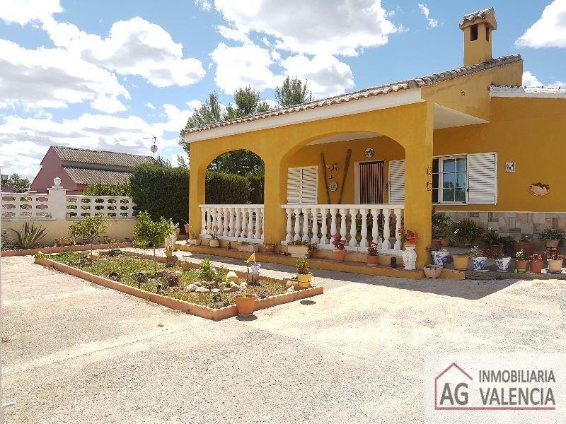 Venta de chalet en Pedralba