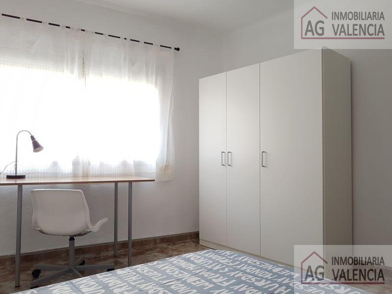 For rent of flat in Valencia