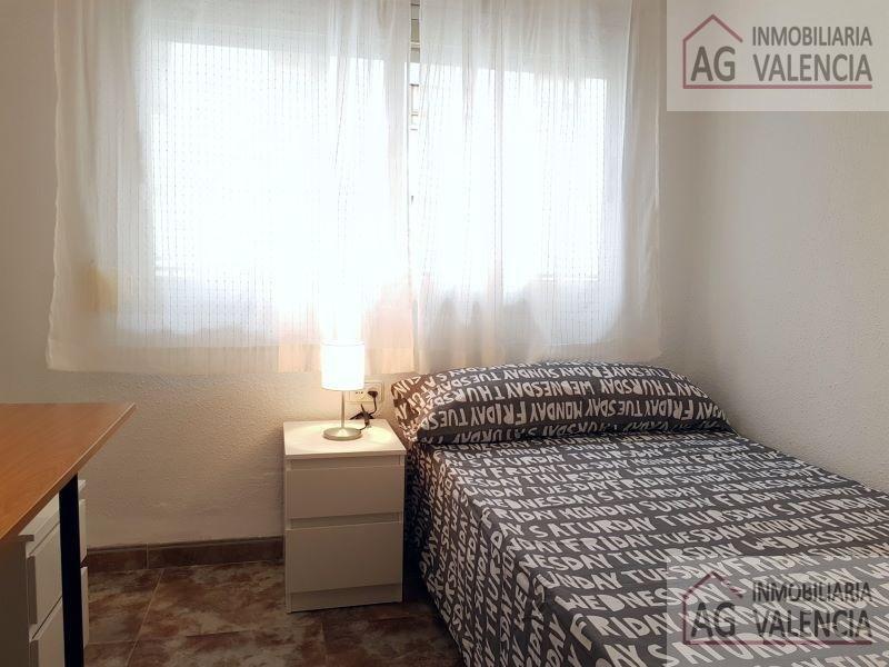 For rent of flat in Valencia