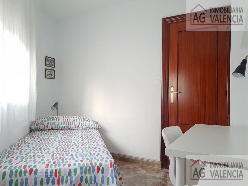 For rent of flat in Valencia