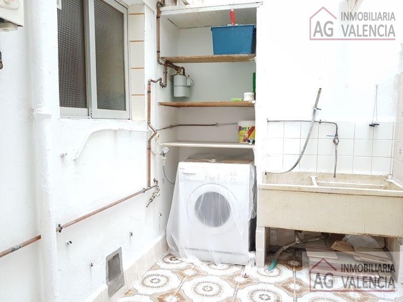 For rent of flat in Valencia