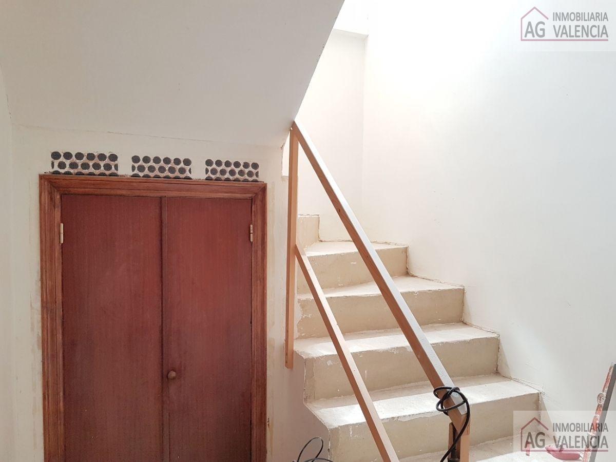 For sale of house in Alberic