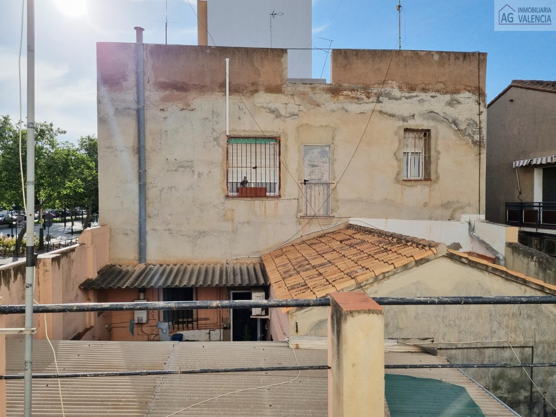 For sale of house in Puerto de Sagunto