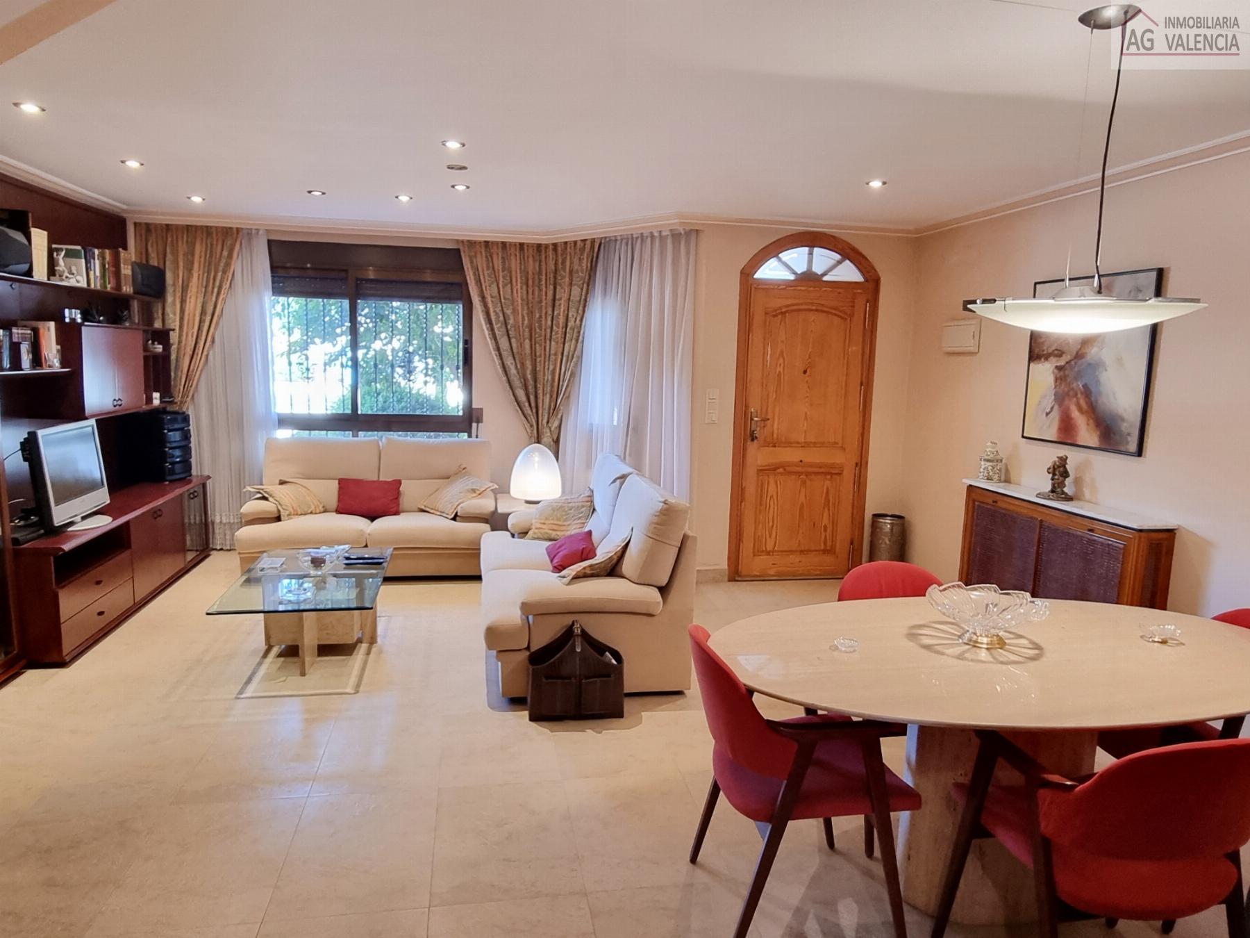 For sale of chalet in Puçol