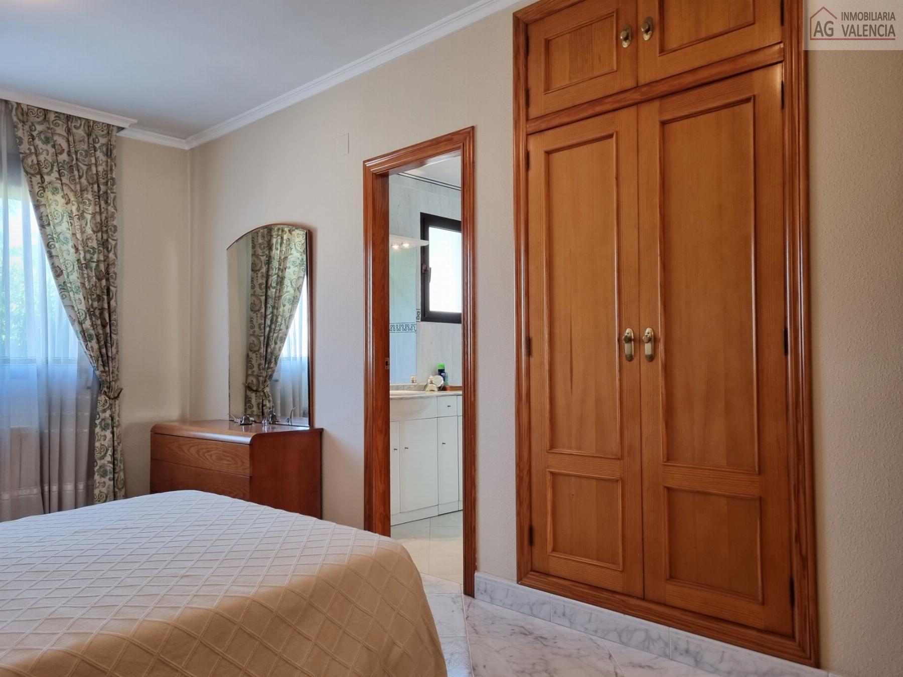 For sale of chalet in Puçol