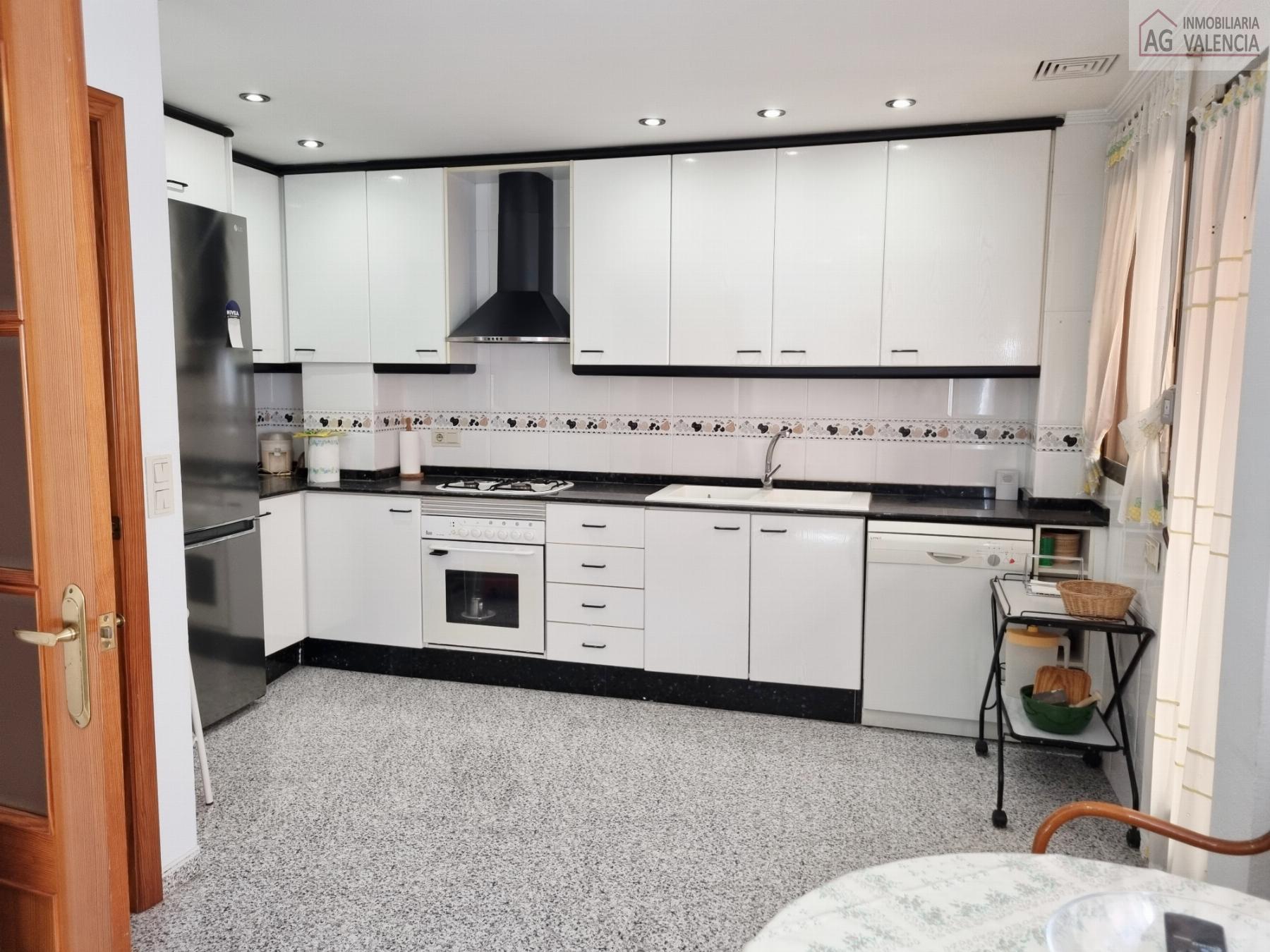 For sale of chalet in Puçol
