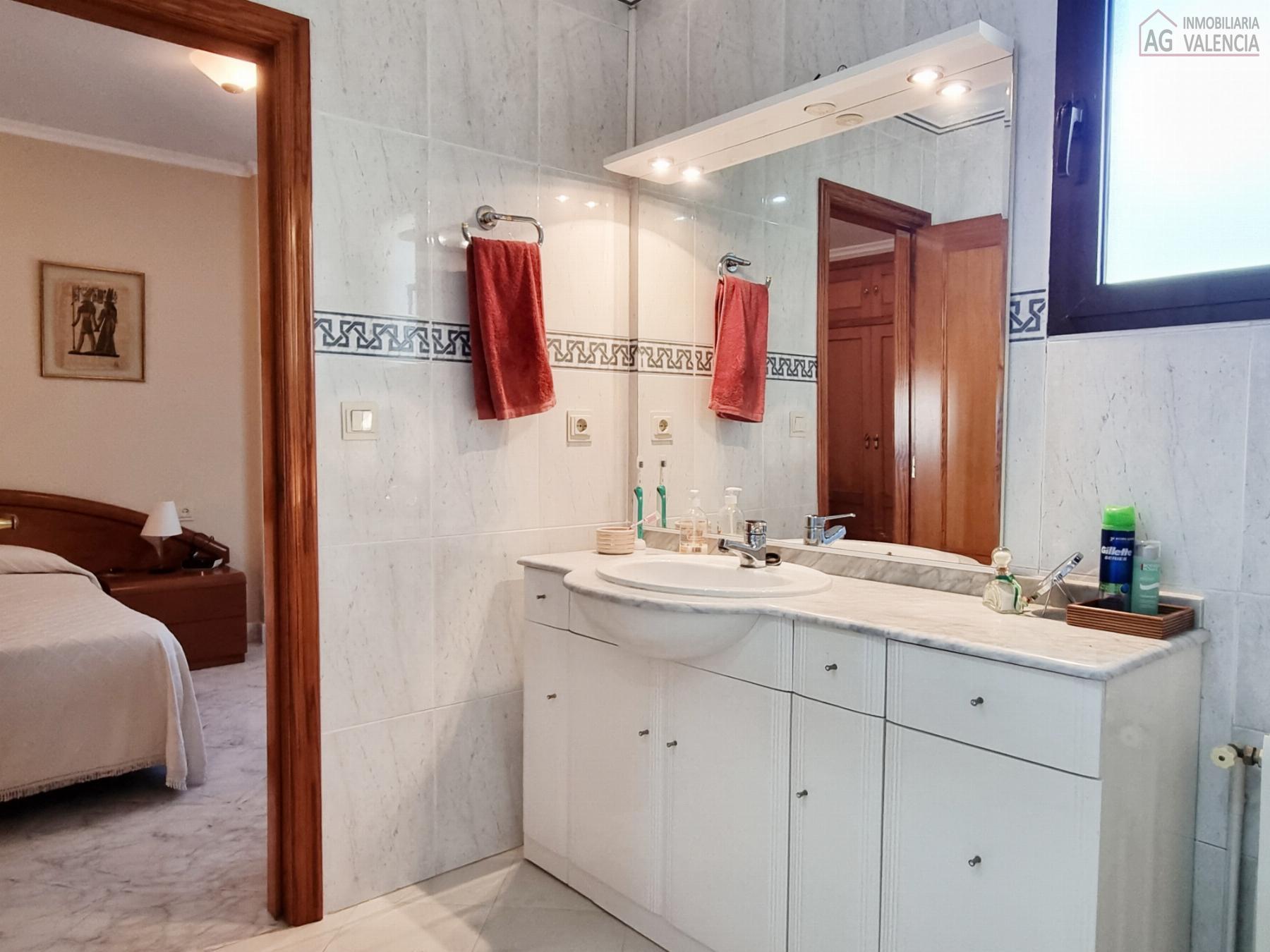 For sale of chalet in Puçol
