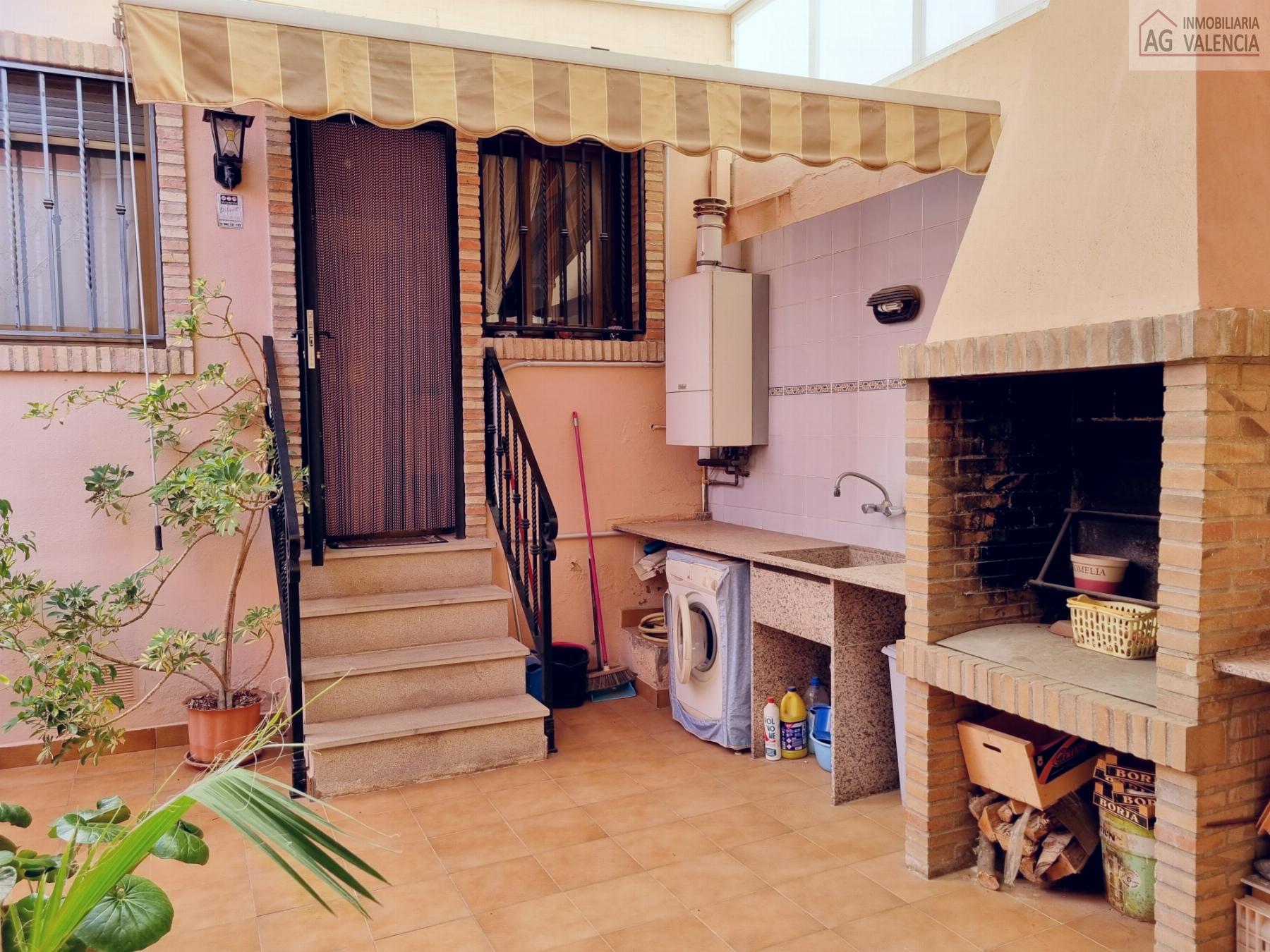For sale of chalet in Puçol