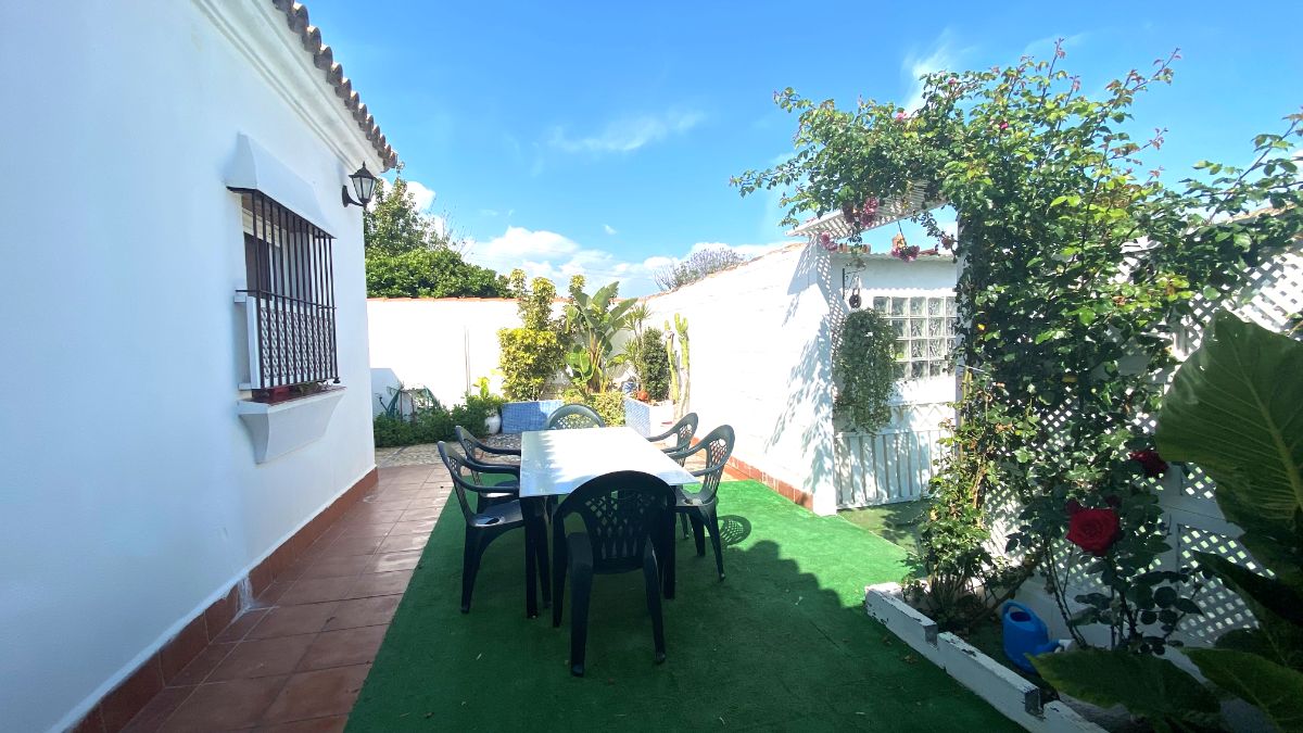 For sale of chalet in El Puerto de Santa María