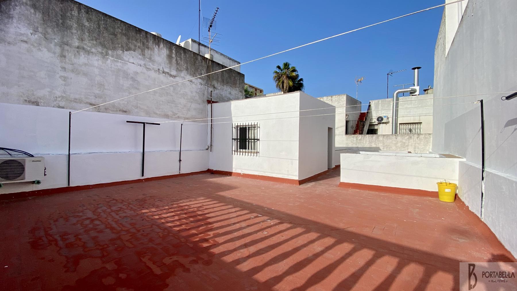 For sale of house in El Puerto de Santa María