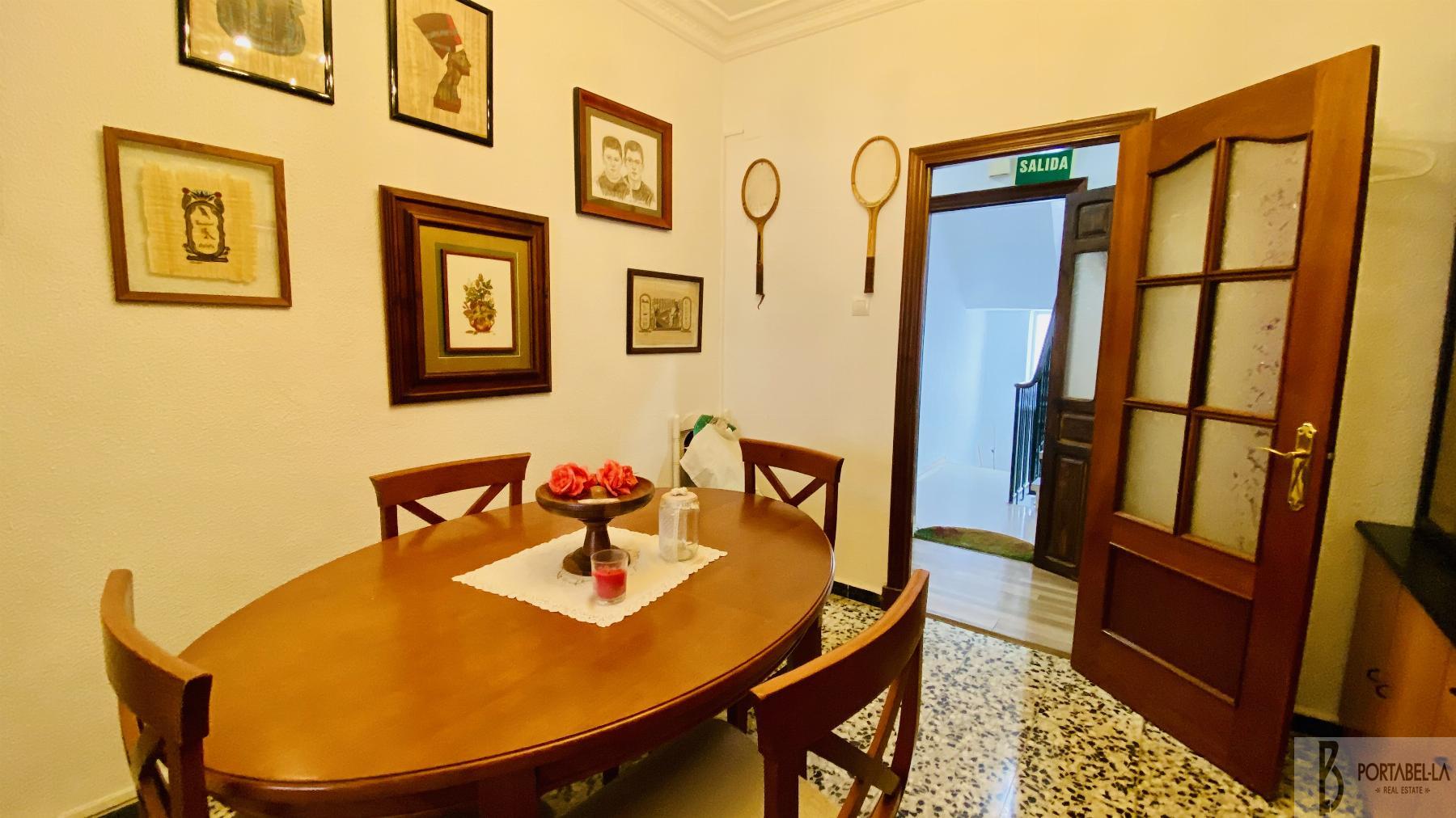 For sale of house in El Puerto de Santa María