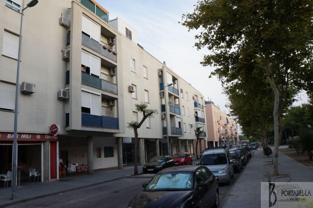 For sale of commercial in El Puerto de Santa María