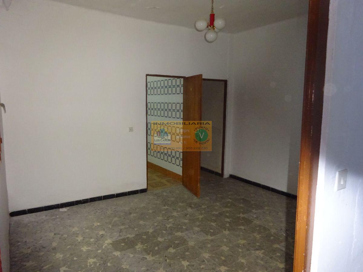 For sale of house in Sevilla