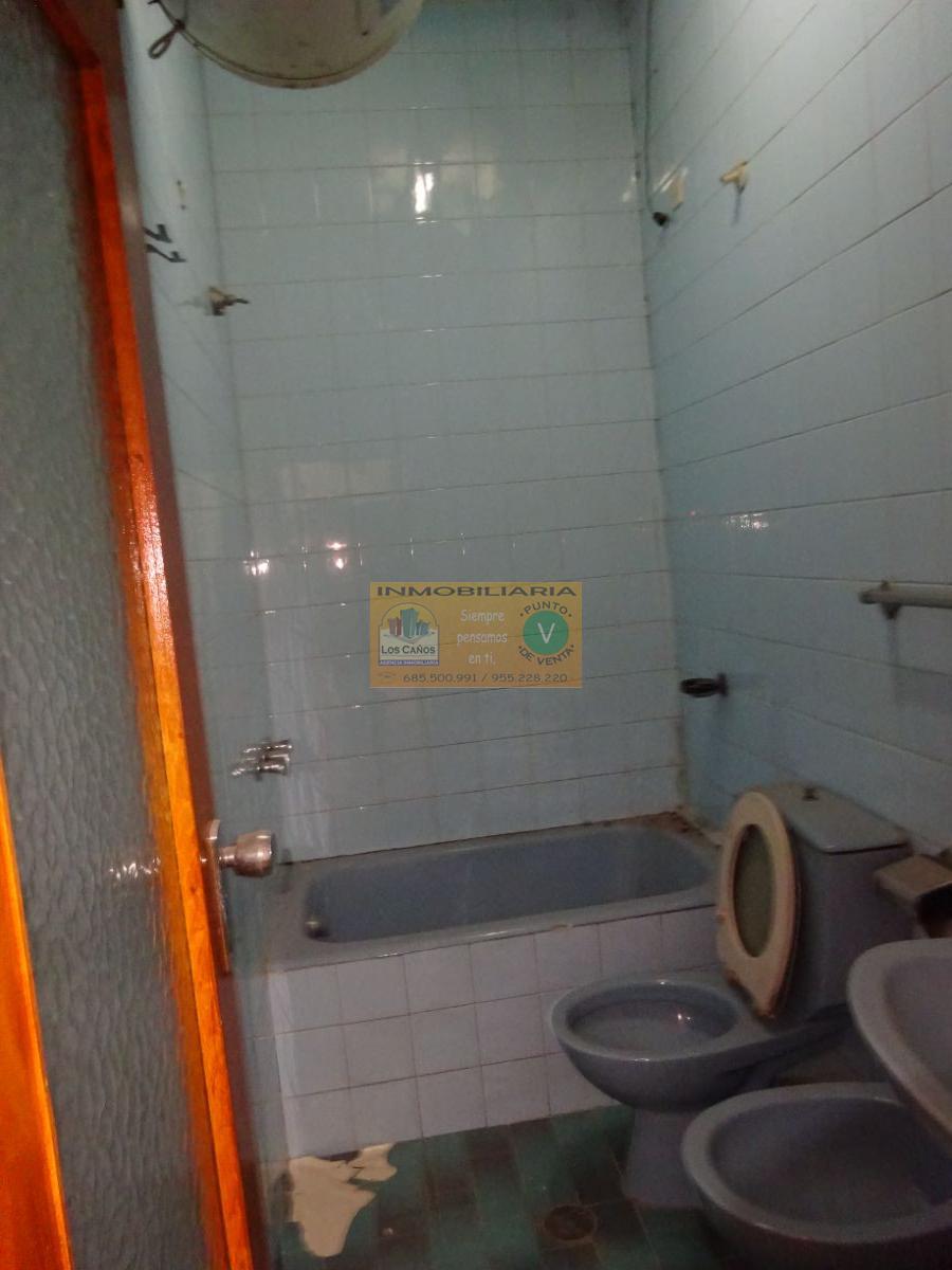 For sale of house in Sevilla