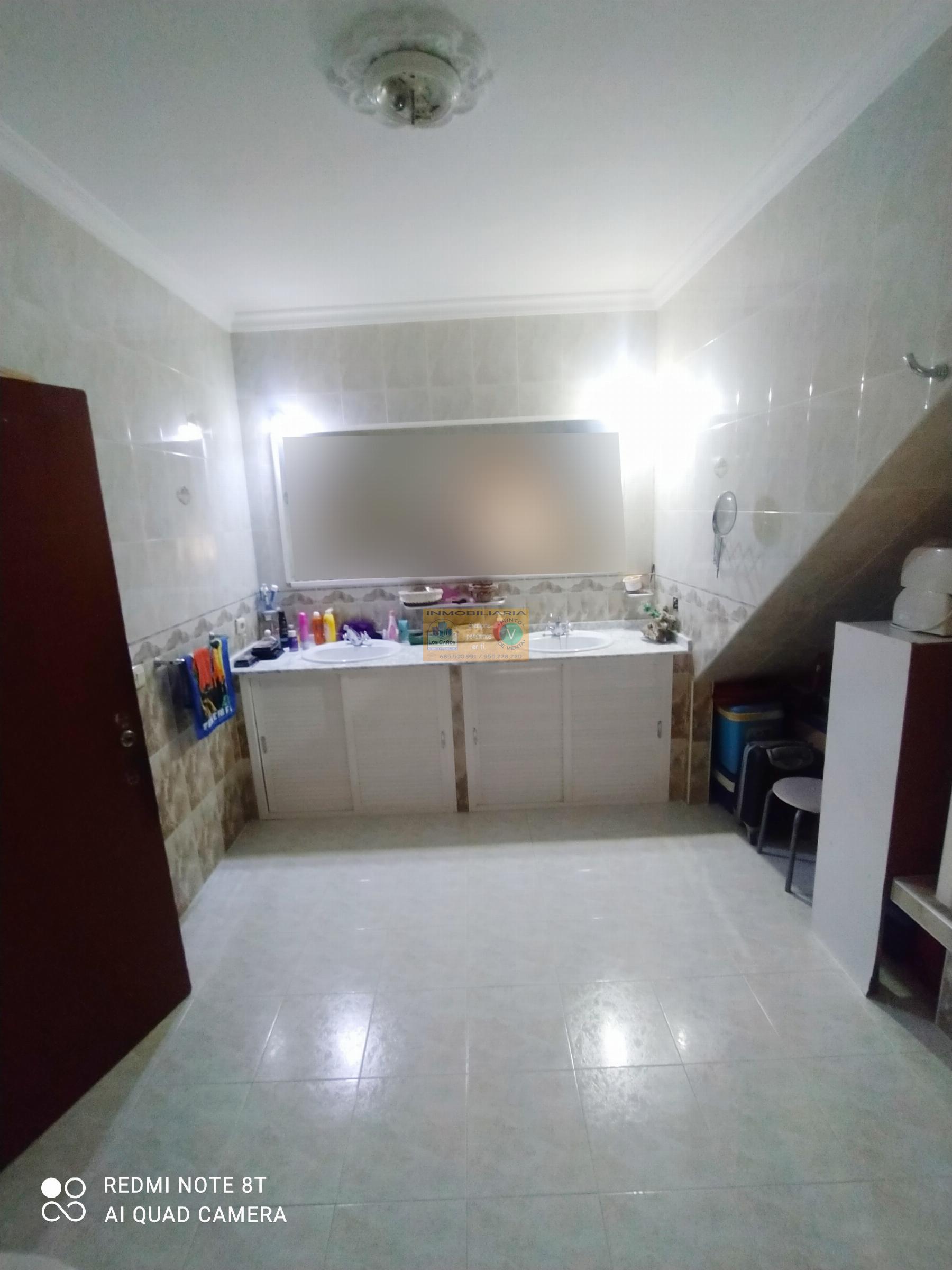 For sale of house in Sevilla