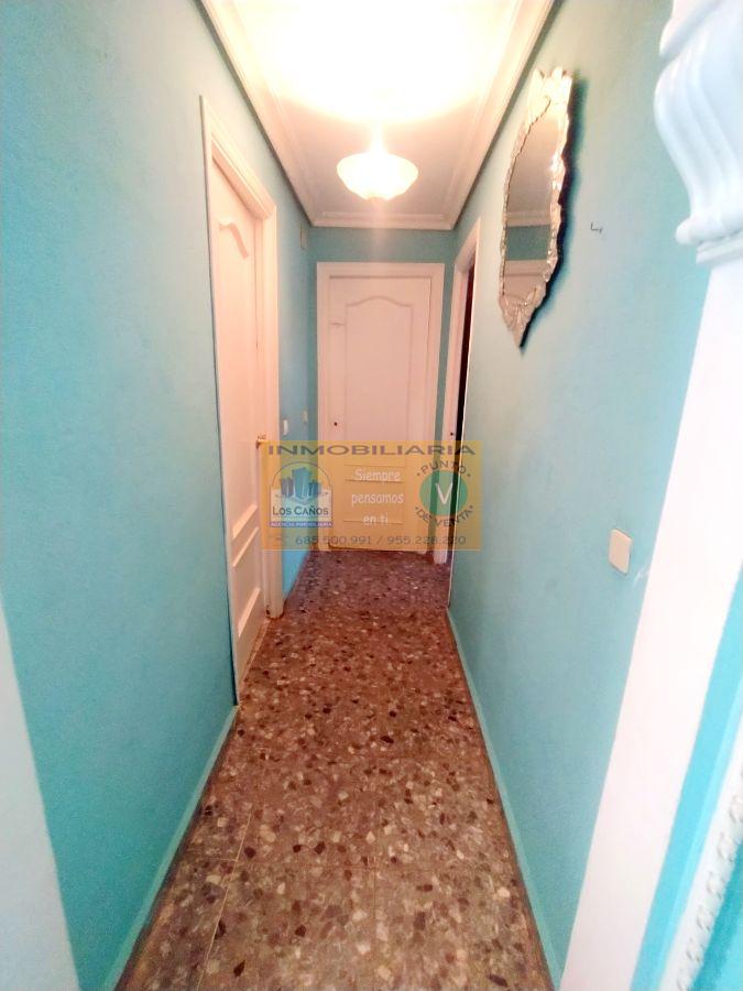 For sale of house in Sevilla
