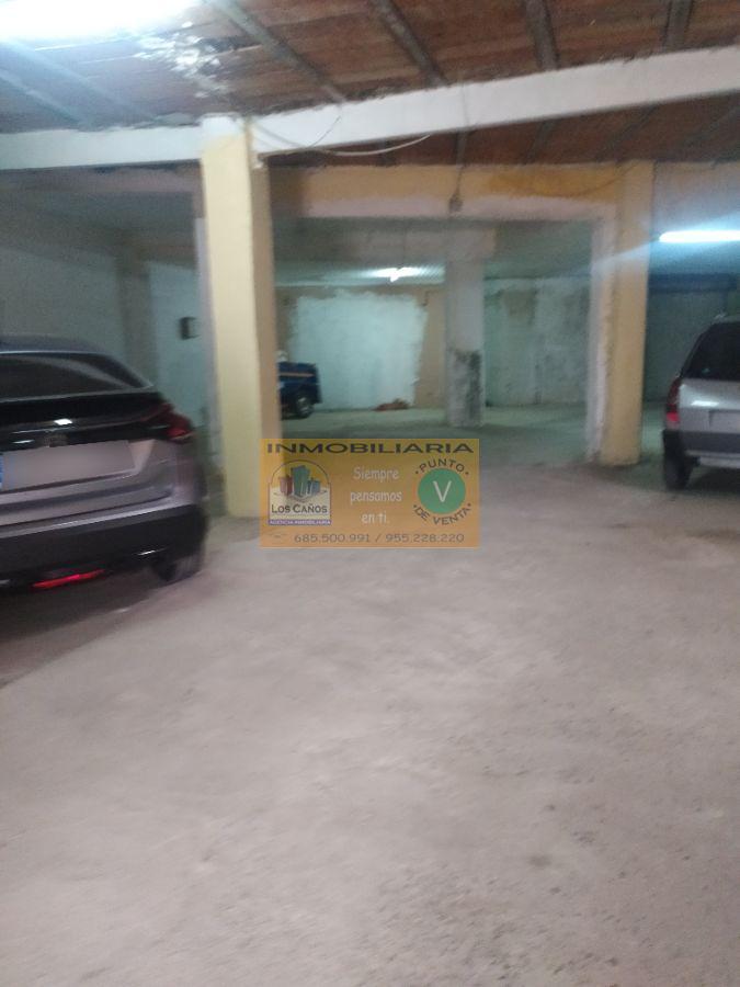 For sale of house in Sevilla