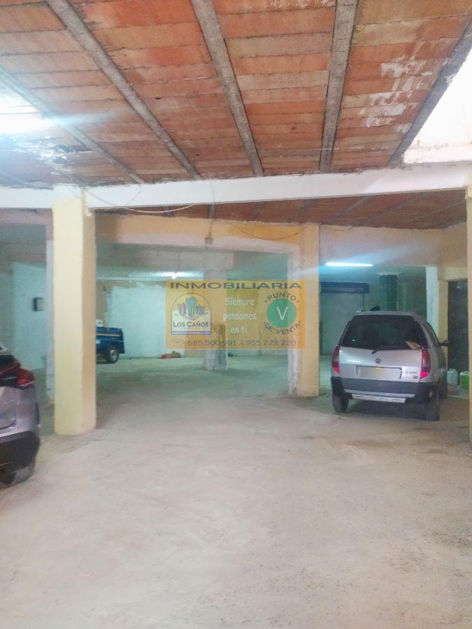 For sale of house in Sevilla