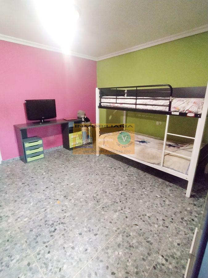 For sale of house in Sevilla