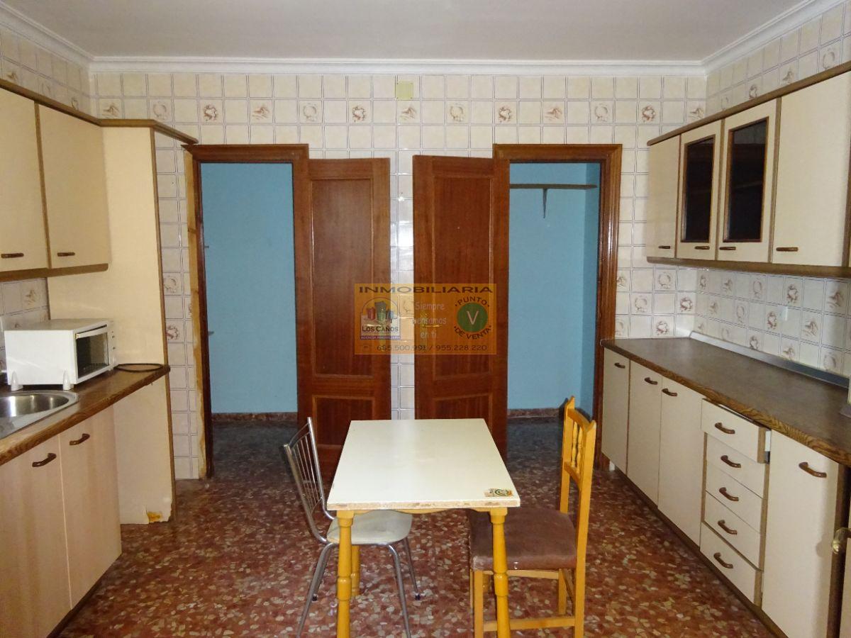 For sale of house in Sevilla