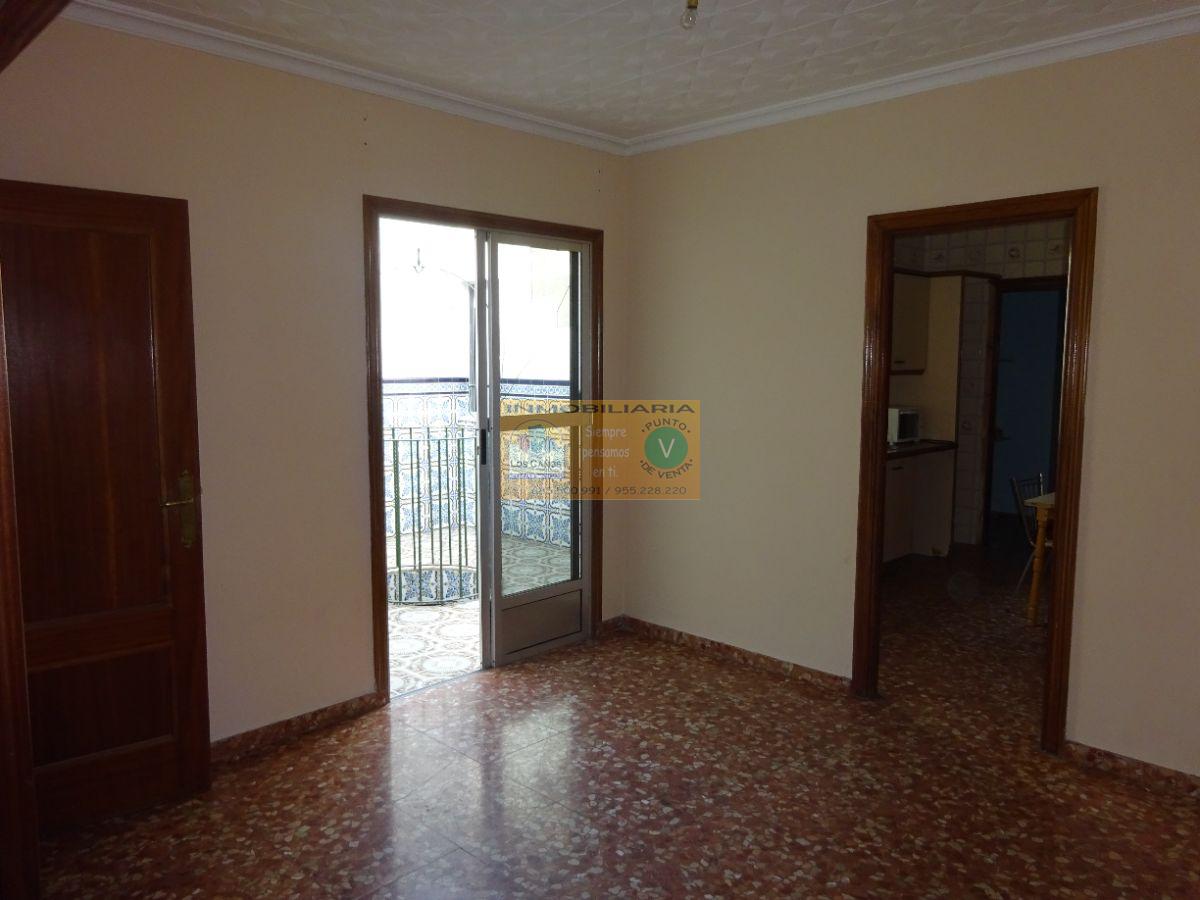 For sale of house in Sevilla