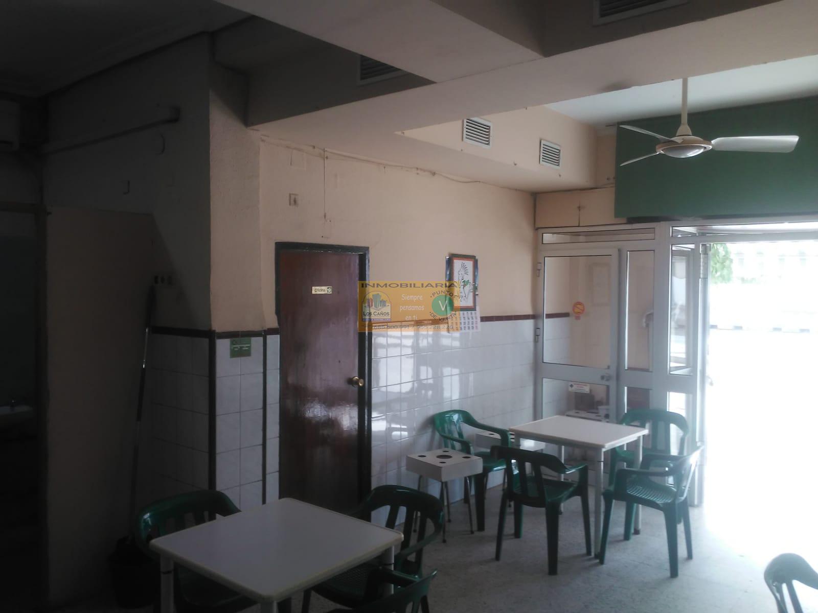 For sale of commercial in Sevilla