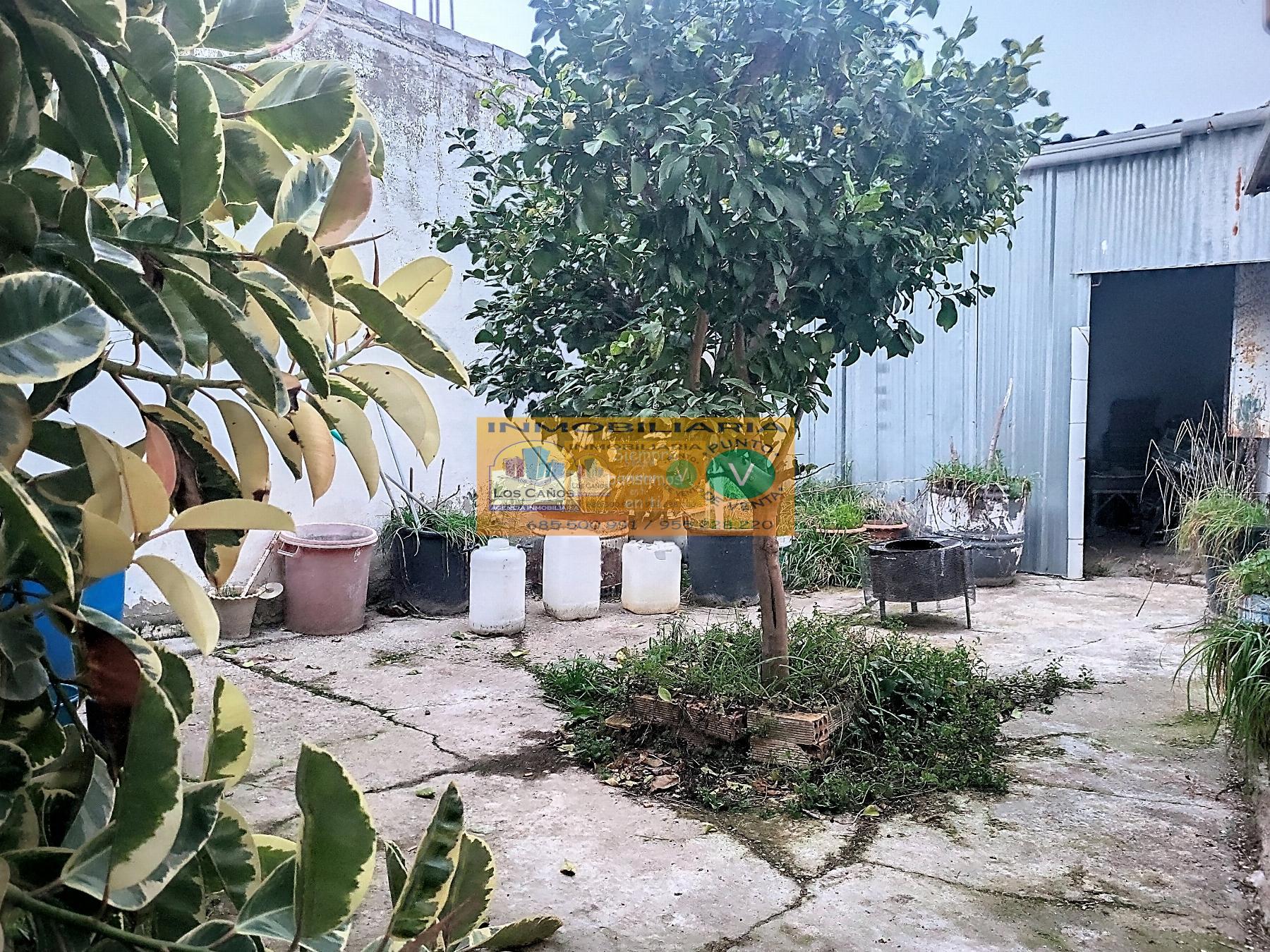 For sale of house in Sevilla