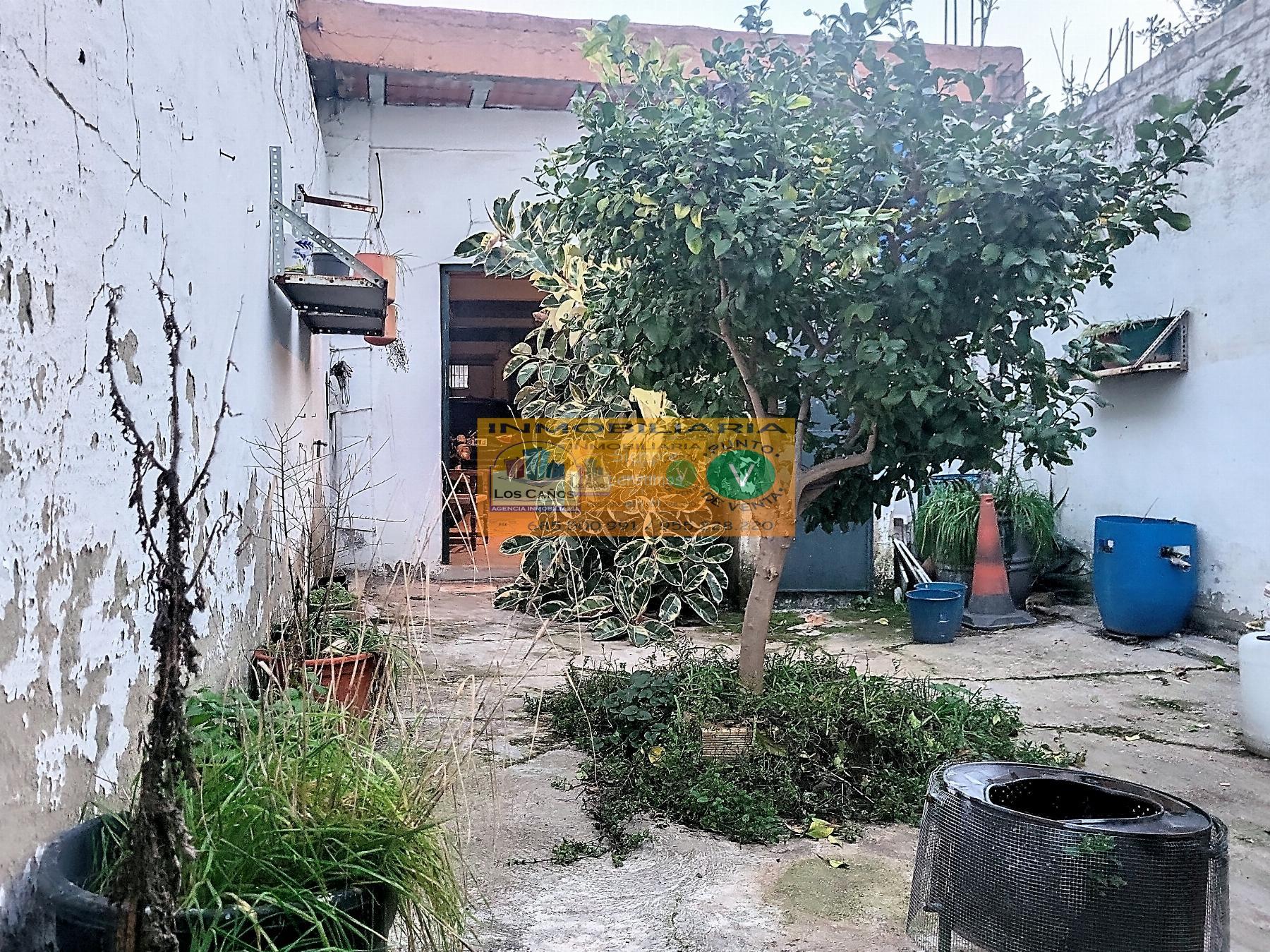 For sale of house in Sevilla