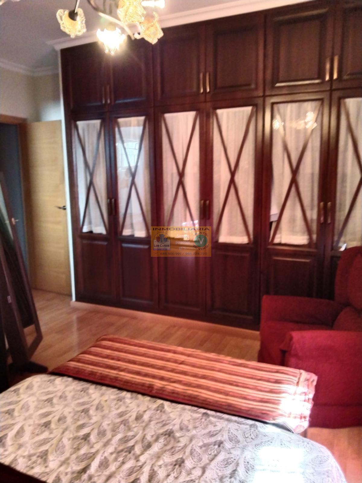For sale of house in Sevilla