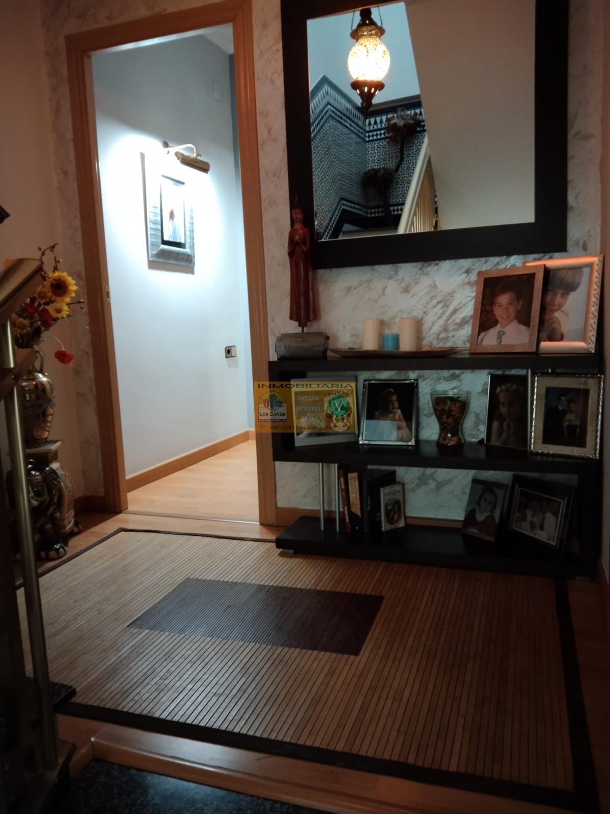 For sale of house in Sevilla