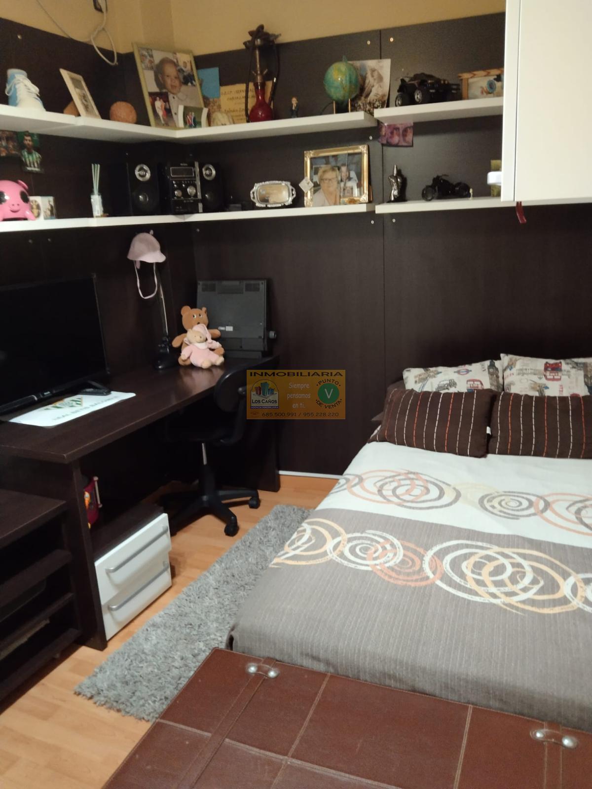 For sale of house in Sevilla